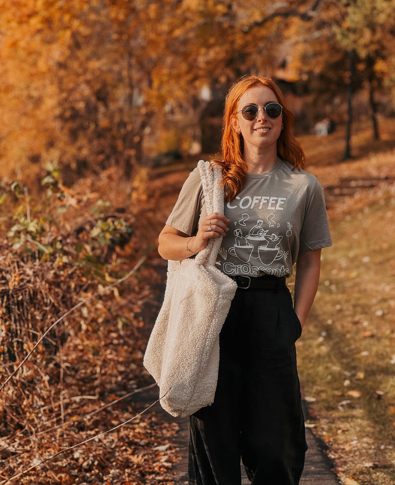 T-Shirt Simply Tee - Coffee Croissant