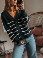 Cardigan col en v en tricot - Navy White Stripes