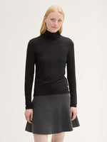 Turtleneck sweater in LENZING™ EcoVero™ - Black