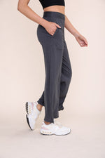 Pantalon évasé taille mi haute
