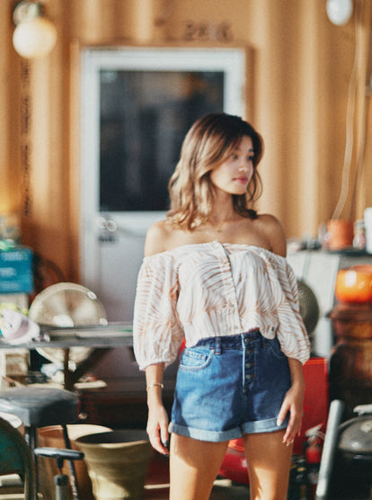 Denim shorts with buttons - Light Blue